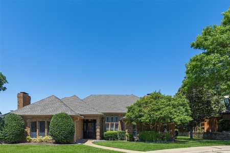 $899,500 - 4Br/4Ba -  for Sale in Briar Ridge Estates, Dallas