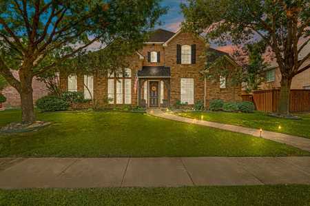 $865,000 - 4Br/4Ba -  for Sale in The Trails Ph 1 Sec B, Frisco