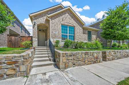 $387,500 - 3Br/2Ba -  for Sale in Valencia On The Lake, Little Elm