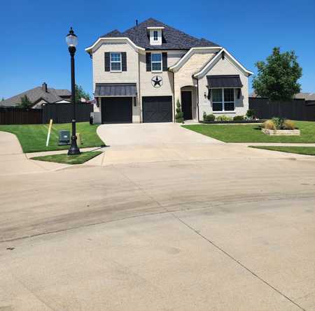 $855,000 - 4Br/4Ba -  for Sale in Valencia On The Lake Ph 1, Little Elm