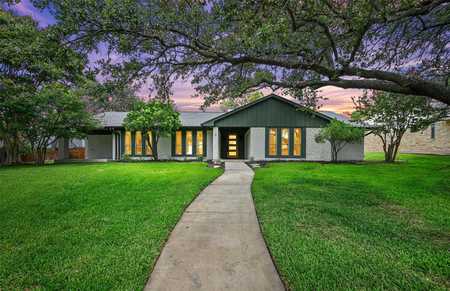 $624,900 - 4Br/3Ba -  for Sale in Country Place, Carrollton