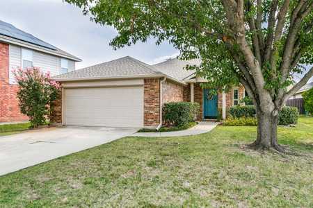 $415,000 - 4Br/2Ba -  for Sale in Garden Park Place, Lewisville