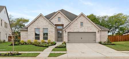 $569,900 - 4Br/3Ba -  for Sale in Mantua Point, Van Alstyne