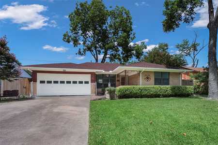 $364,900 - 3Br/2Ba -  for Sale in Richardson Terrace, Richardson