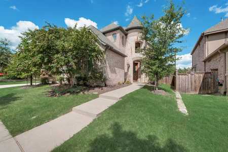 $999,900 - 4Br/3Ba -  for Sale in Phillips Creek Ranch Ph 4b, Frisco