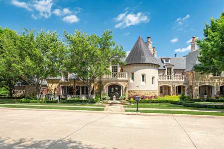 $4,900,000 - 5Br/8Ba -  for Sale in Villages Of Stonebriar Park, Frisco