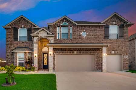 $675,000 - 5Br/4Ba -  for Sale in Northlake Estates, Little Elm