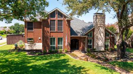 $799,900 - 4Br/4Ba -  for Sale in Parkway Estates, Plano