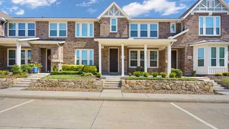 $375,000 - 3Br/3Ba -  for Sale in Silverado Twnhms Add, Mckinney