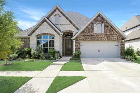 $654,995 - 4Br/4Ba -  for Sale in Mantua Point, Van Alstyne