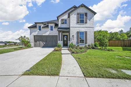 $575,000 - 4Br/4Ba -  for Sale in Mantua Point, Van Alstyne