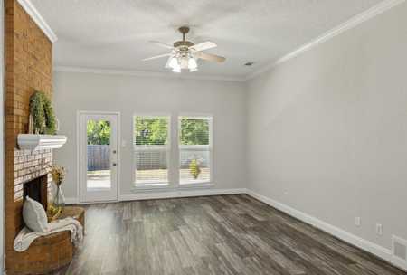 $383,000 - 4Br/2Ba -  for Sale in Plano Park Add Fifth Sec, Plano