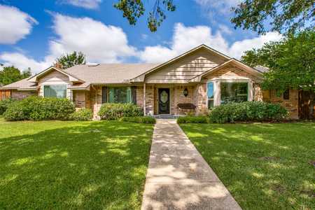 $875,000 - 4Br/3Ba -  for Sale in Northwood Place, Dallas