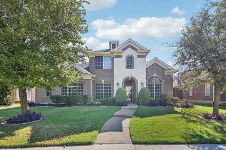 $674,900 - 4Br/4Ba -  for Sale in Village At Panther Creek Ph One The, Frisco