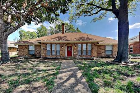 $460,000 - 4Br/3Ba -  for Sale in West Plano Estates Sec I, Plano