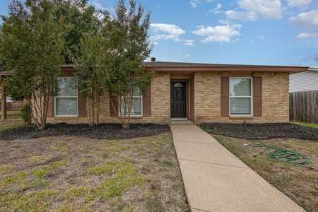 $365,000 - 3Br/2Ba -  for Sale in Park Forest North Add Seventh Increment, Plano