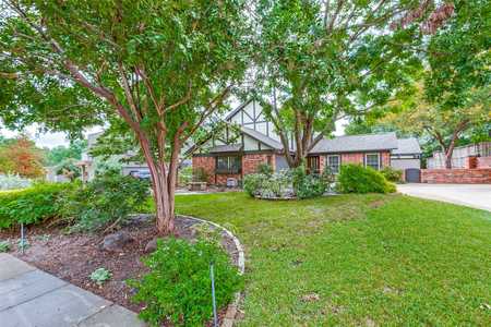 $650,000 - 4Br/3Ba -  for Sale in Canyon Creek Country Club 15, Richardson