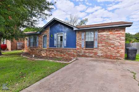 $169,900 - 3Br/2Ba -  for Sale in Lytle Shores South, Abilene