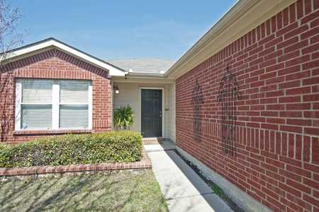 $325,000 - 3Br/2Ba -  for Sale in Wynfield Farms Ph 3a, Little Elm