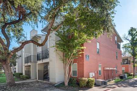 $237,000 - 2Br/2Ba -  for Sale in Skillman Bend Condo, Dallas