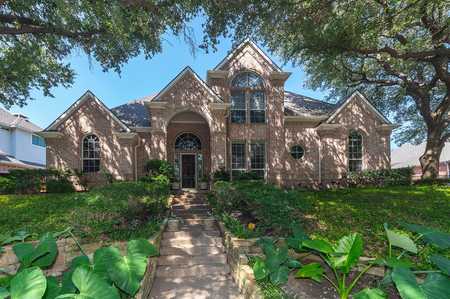 $919,900 - 4Br/3Ba -  for Sale in Twin Creeks Ph One, Allen