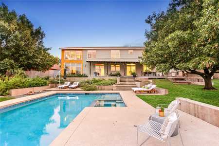 $1,025,000 - 3Br/3Ba -  for Sale in Wynnwood Haven Estates, Frisco