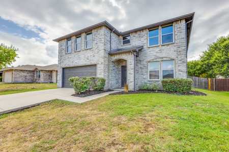 $484,900 - 5Br/3Ba -  for Sale in Robinson Ridge, Little Elm