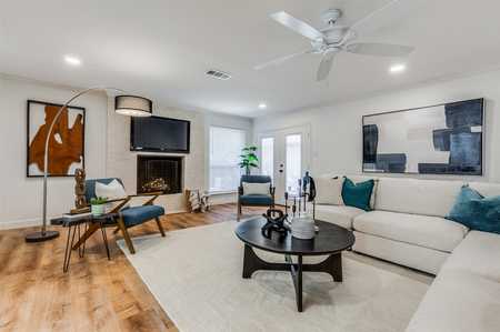 $598,500 - 4Br/4Ba -  for Sale in Northwood Place, Dallas