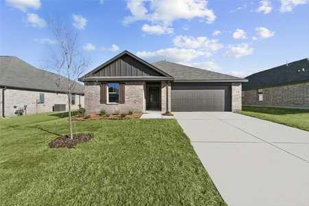 $344,460 - 4Br/2Ba -  for Sale in Rolling Ridge, Van Alstyne