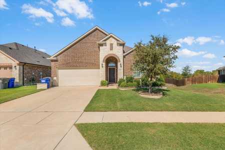 $464,900 - 3Br/2Ba -  for Sale in Rivendale By The Lak, Frisco