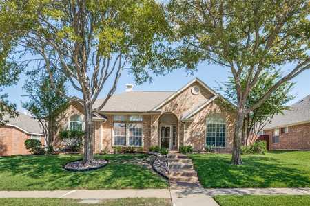 $550,000 - 3Br/2Ba -  for Sale in Cross Creek West 3, Plano