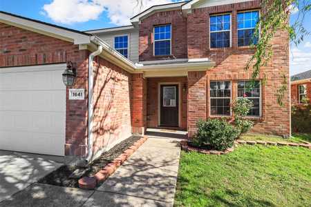 $499,999 - 5Br/4Ba -  for Sale in Kings Crossing Ph 1, Frisco