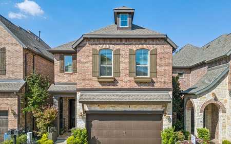 $715,000 - 3Br/3Ba -  for Sale in Villas Of Lake Highlands, Dallas