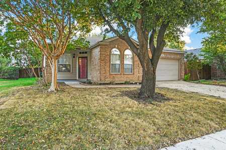 $375,000 - 4Br/2Ba -  for Sale in The Villages Of Woodlake Ph 1, Little Elm