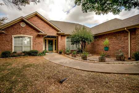 $465,000 - 3Br/3Ba -  for Sale in Pecan Plantation, Granbury