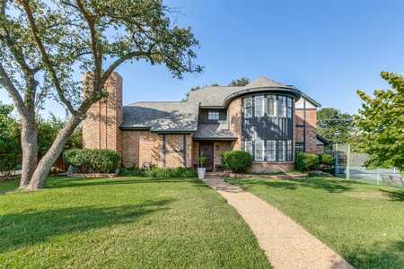 $650,000 - 4Br/3Ba -  for Sale in Prairie Creek Estates, Plano