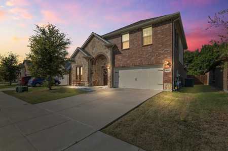 $475,000 - 4Br/3Ba -  for Sale in Shahan Lakeview Add Ph 1, Little Elm