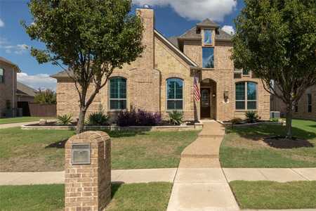 $825,000 - 4Br/3Ba -  for Sale in Marshall Ridge, Keller