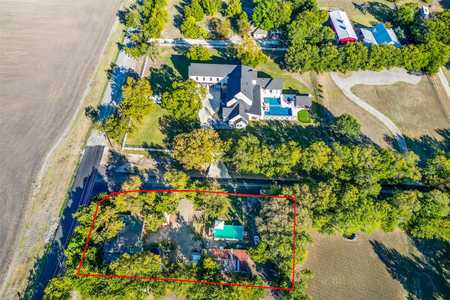 $400,000 - 3Br/2Ba -  for Sale in Abs A0893 John S Thompson Survey, Tract 9, .62 Acr, Lucas