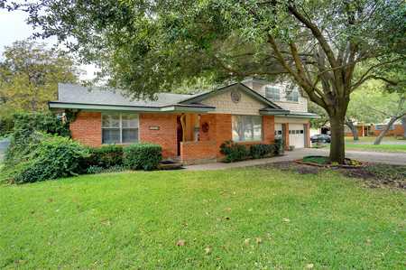 $399,500 - 4Br/2Ba -  for Sale in Shady Oaks Add, Hurst