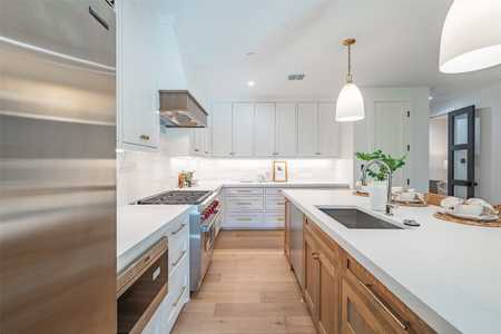 $2,205,000 - 3Br/3Ba -  for Sale in Preston Heights, University Park