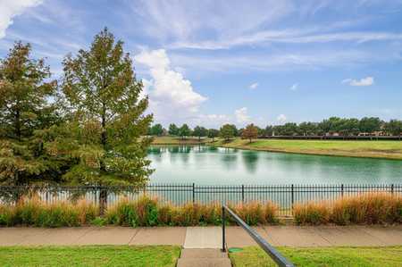 $442,000 - 2Br/2Ba -  for Sale in Villas At Willow Grove, Mckinney