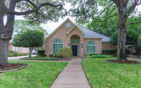 $725,000 - 4Br/3Ba -  for Sale in Woodland Hills Colleyville, Colleyville