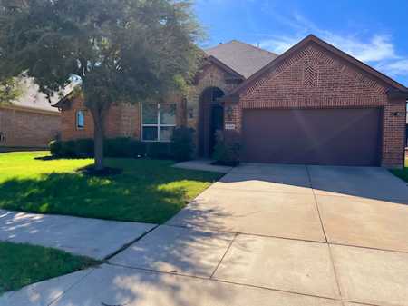 $540,000 - 3Br/3Ba -  for Sale in Dominion At Lakeview (sunset Pointe Ph Nineteen A), Little Elm