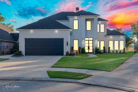 $720,000 - 4Br/4Ba -  for Sale in Stonebridge Sub, Bossier City