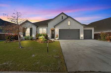 $565,000 - 4Br/3Ba -  for Sale in Sandbrock Ranch Ph 3, Aubrey