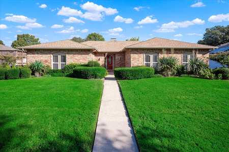 $499,000 - 3Br/2Ba -  for Sale in Parker Road Estates West 3-e, Plano