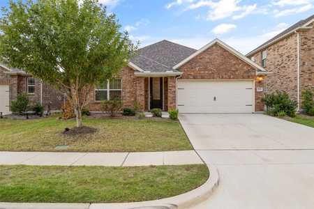 $415,000 - 4Br/2Ba -  for Sale in Arrow Brooke Ph 3a, Aubrey