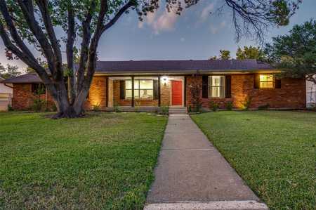 $649,000 - 3Br/3Ba -  for Sale in Kenilworth Estates, Dallas