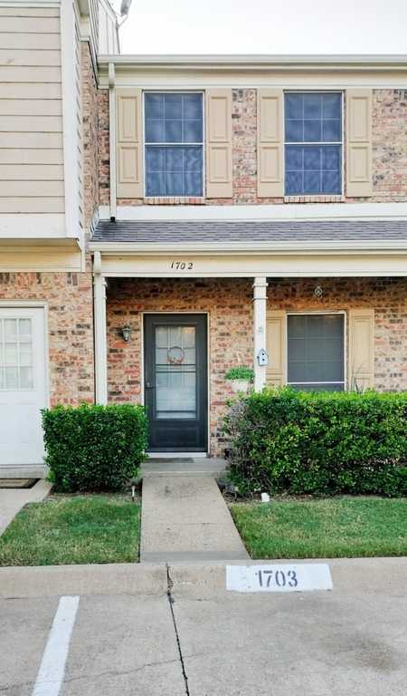 $225,500 - 2Br/2Ba -  for Sale in Pheasant Landing #6, Plano